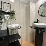 Central Studio Sapphire דירה *