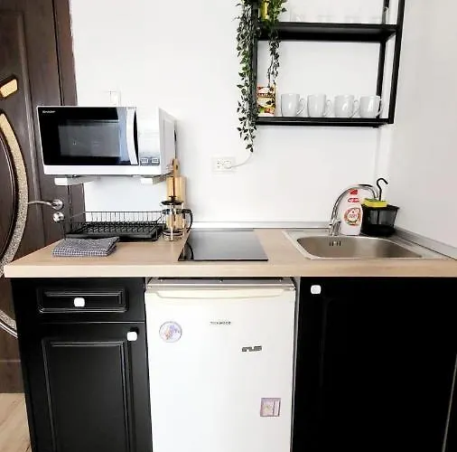 Central Studio Sapphire * Bükreş